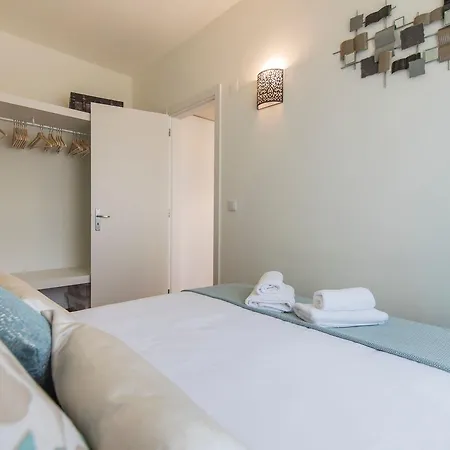 Lovelystay Center New Flat *